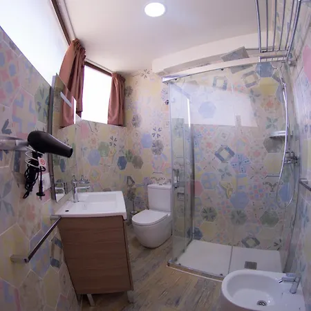 招待所 Rastro 24 *